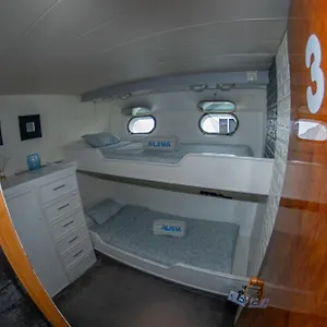 Boat Aloha , Sant Adrià de Besòs Spagna